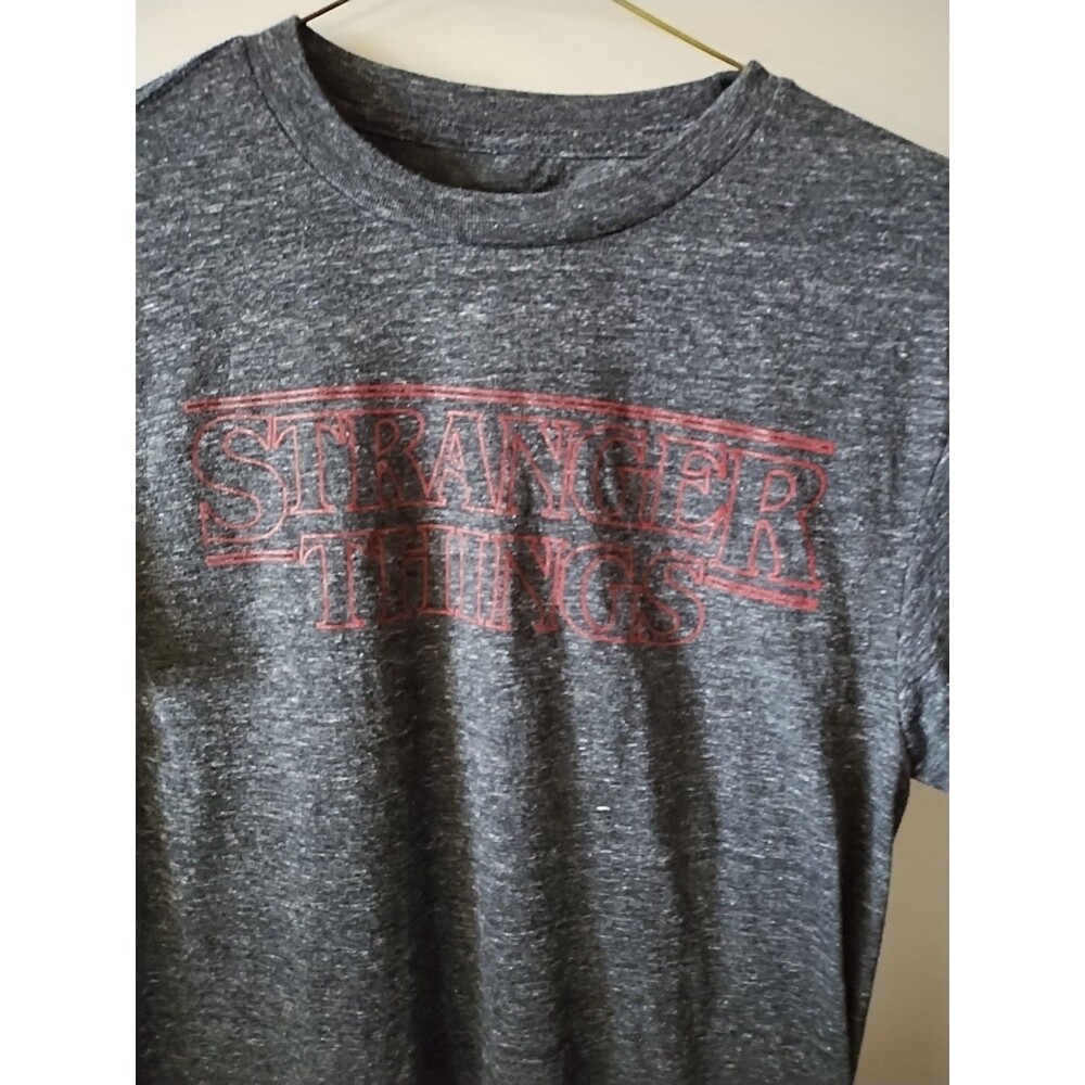 Stranger Things Original Graphic Gray T-shirt Extra Small Clearance Sale 💲